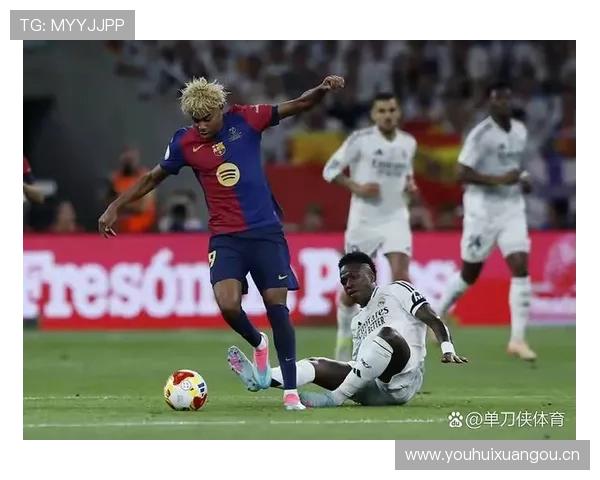 皇马巨星扎堆阵容进攻失衡问题对争冠走势产生制约