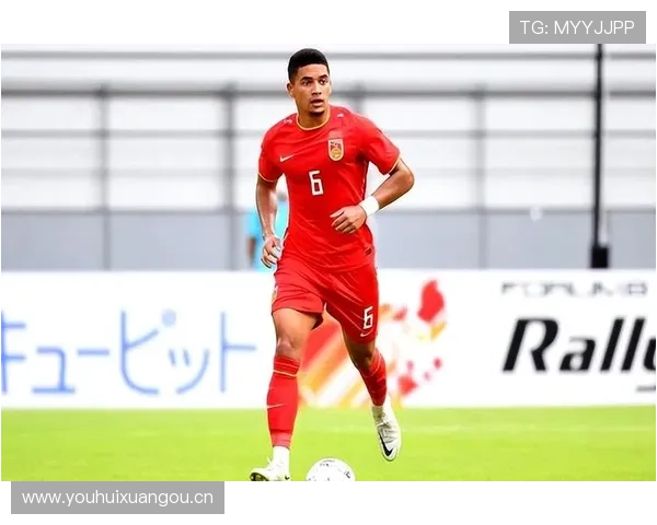 蒋光太防守稳健出球能力突出，技术特点展现现代中卫水准