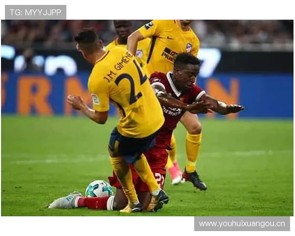 格列兹曼与菲尔米诺：影锋与伪九号战术角色对比分析