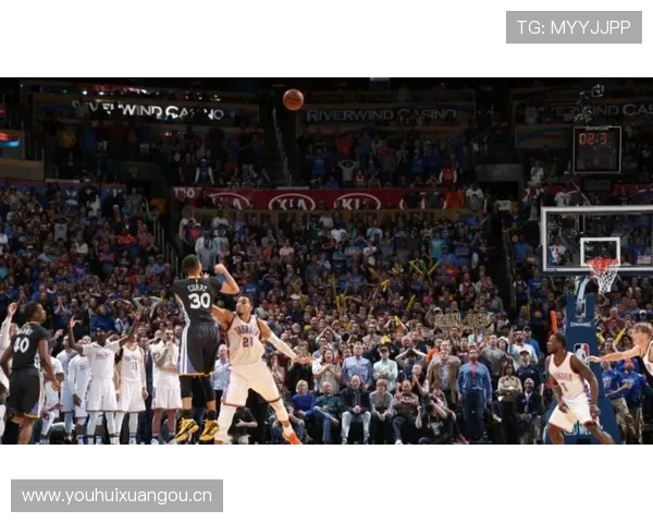 威金斯无球跑动补库里挡拆比上季更稳拉开空间