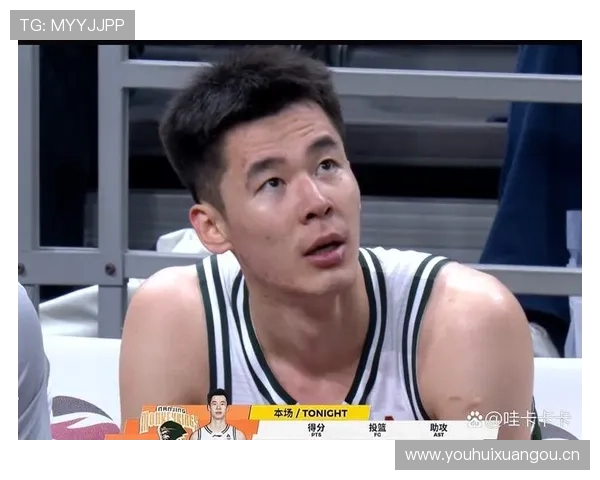 郭昊文球场外的生活比谁都讲究，早晨六点开始的水果拼盘真不像运动员在吃的啊